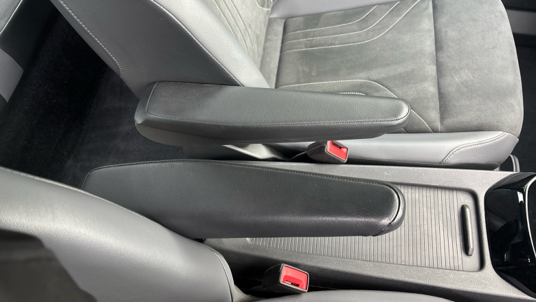 Volkswagen ID.4 109kW Life Pure 52kWh 5dr Auto Electric Estate